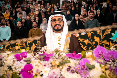عکسی جالب از خواهر حسنین حلو، داور برنامه محفل/ عکس