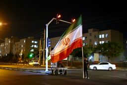 خداوند به چه کسانی وعده یاری داده است؟