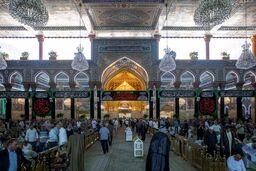 حرم امام حسین(ع) در آستانهٔ شهادت امام باقر(ع) سیاه‌پوش شد